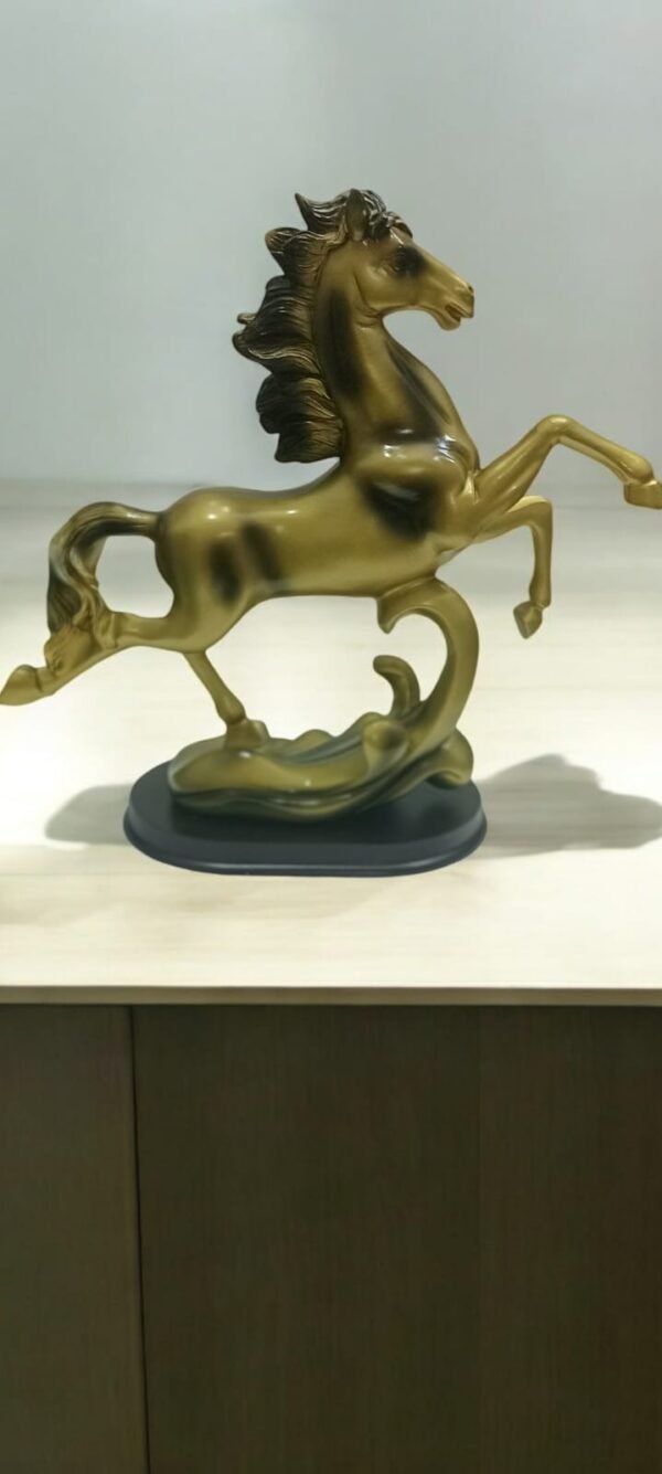 Decorative Horse Statue Sculpture | Elegant Desk Ornament and Showpiece